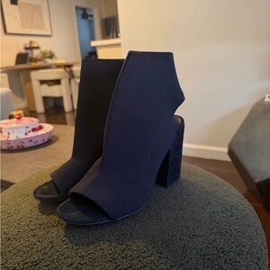 Steve Madden Navy Blue Open-Toe Heels